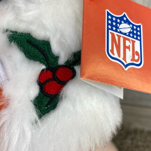 Chicago Bears Logo Colorblock Santa Hat NFL Football Forever Collectibles - Picture 8 of 10